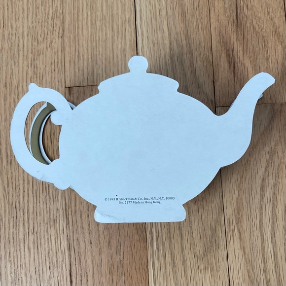 EUC Vintage Miniature Tea Set/Ornament #2177.
B. Shackman Company 1993 - Picture 6 of 14